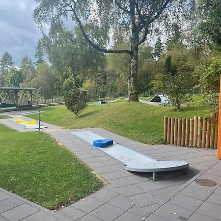 Gemuetliche Villa Am Waldrand In Taunusstein Exterior foto